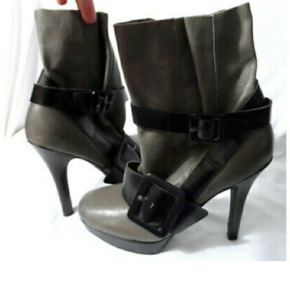 BACIO 61 Heeled Booties 7.5M Taupe Black Strappy - Picture 3 of 10